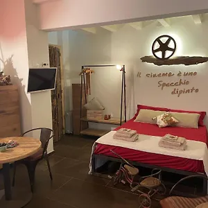 Apartment Movie Ortigia, Syracuse